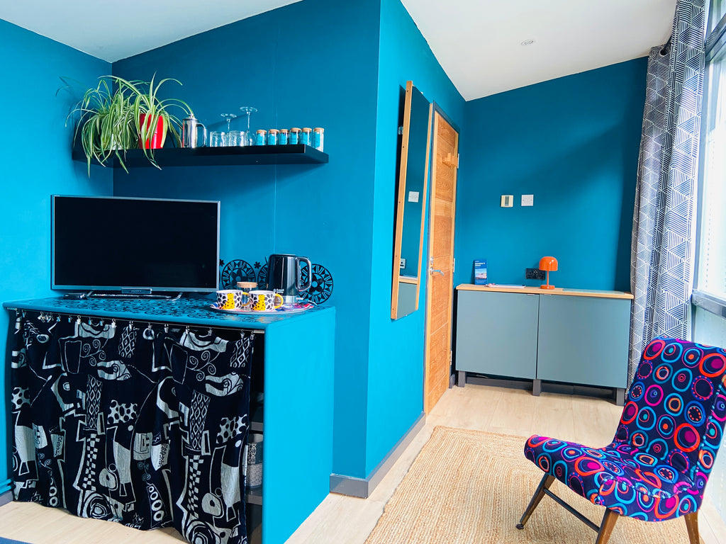 Colourful Garden Room